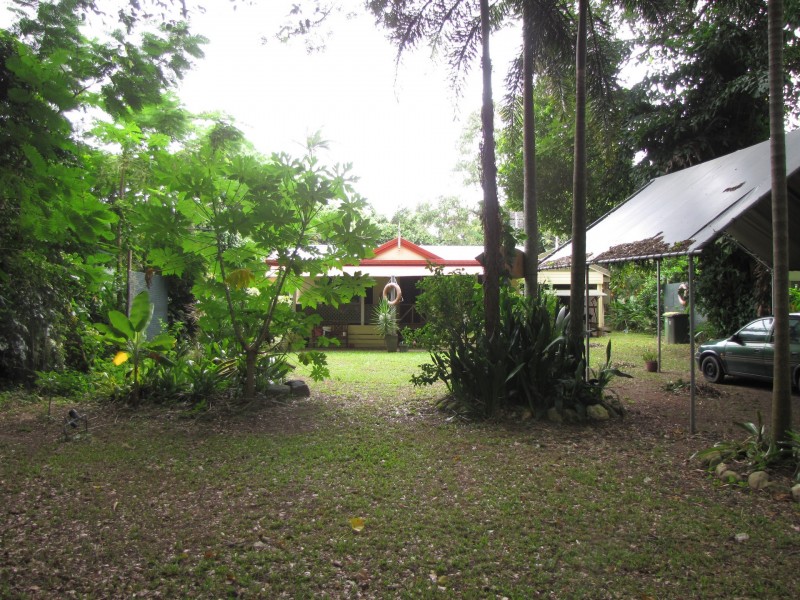 10 Esplanade, Wonga Beach QLD 4873