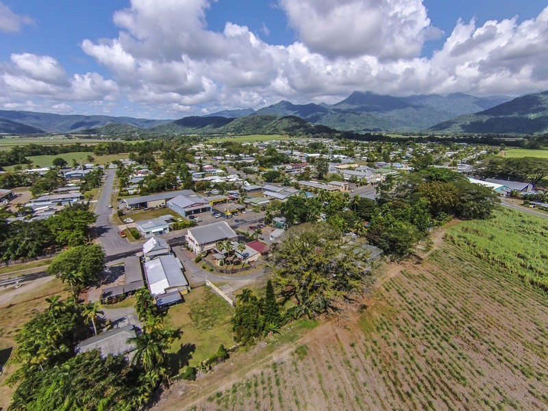 30 Mill Street, Mossman QLD 4873