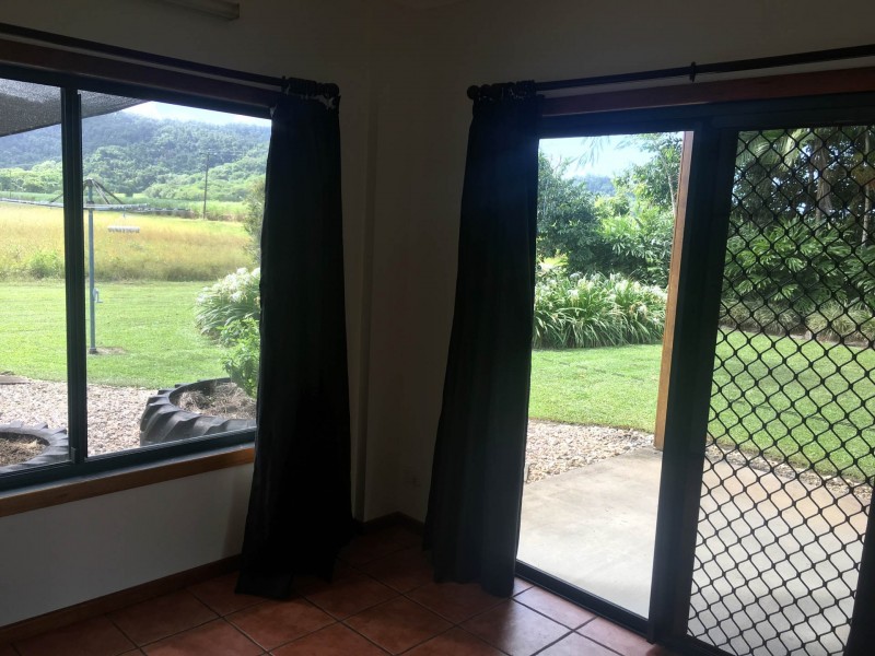 31 Kingston Road, Whyanbeel QLD 4873