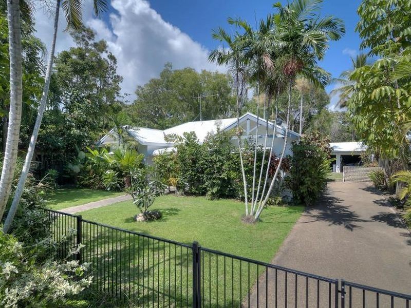 22 Endeavour Street, Port Douglas QLD 4877