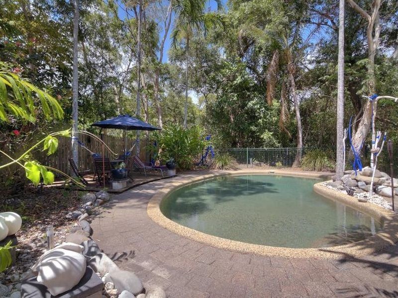 22 Endeavour Street, Port Douglas QLD 4877