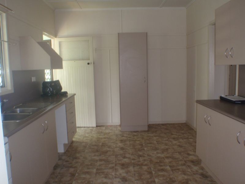 45 Alexandra Street, Park Avenue QLD 4701