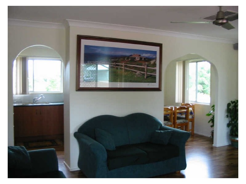 4 Sunrise Crescent, Gracemere QLD 4702