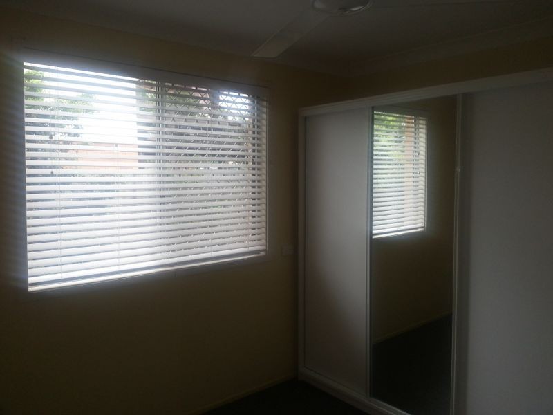 2/33 Stenlake Avenue, Kawana QLD 4701