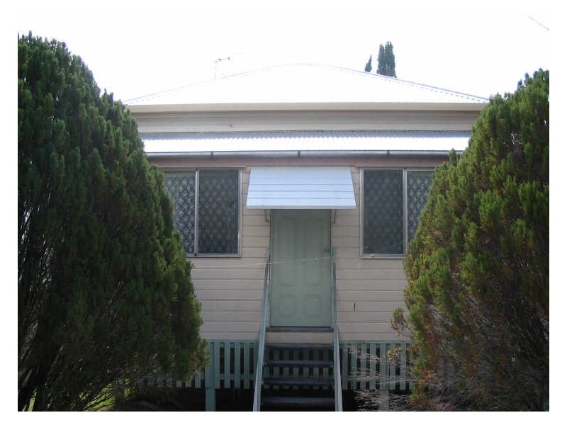 53 West Street, The Range QLD 4700