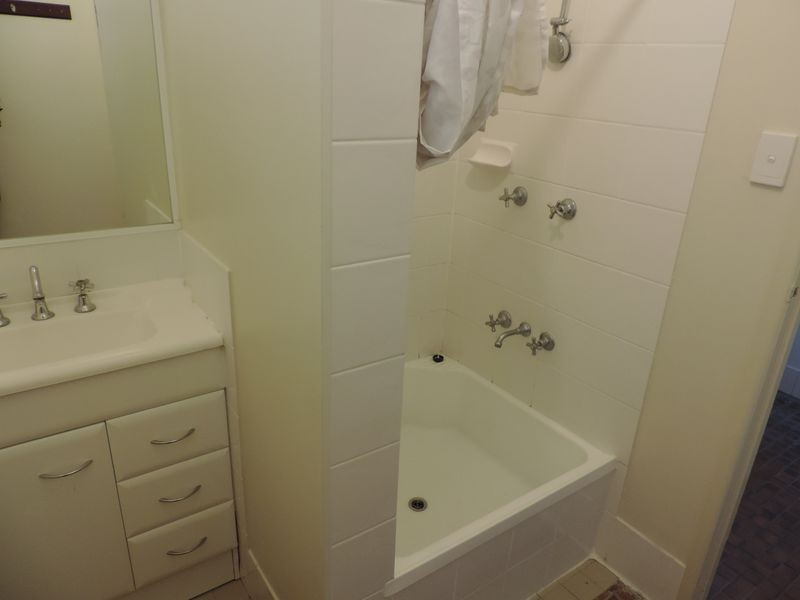 1/362 Irving Avenue, Frenchville QLD 4701