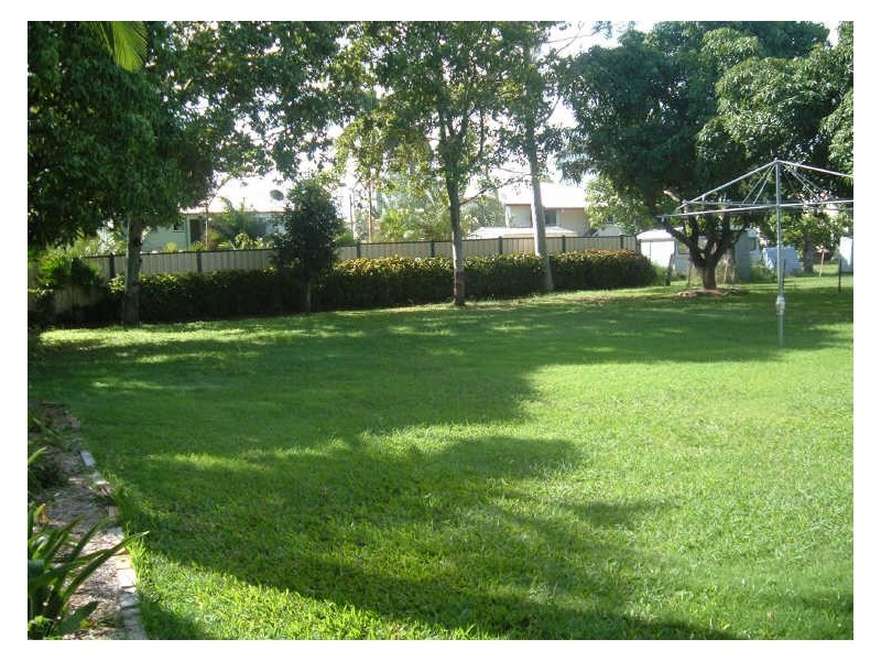 9 Thackeray Street, Park Avenue QLD 4701