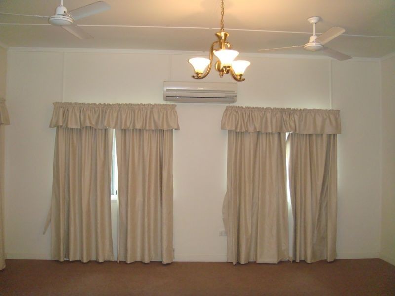 76 Murray Street, The Range QLD 4700