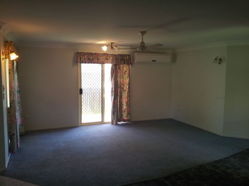 27 Van Haeren Street, Kawana QLD 4701