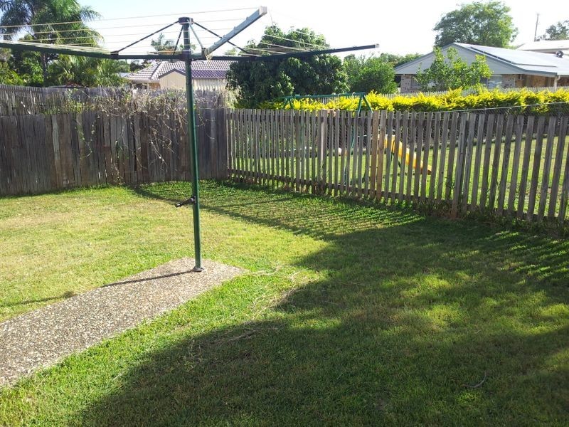 27 Van Haeren Street, Kawana QLD 4701