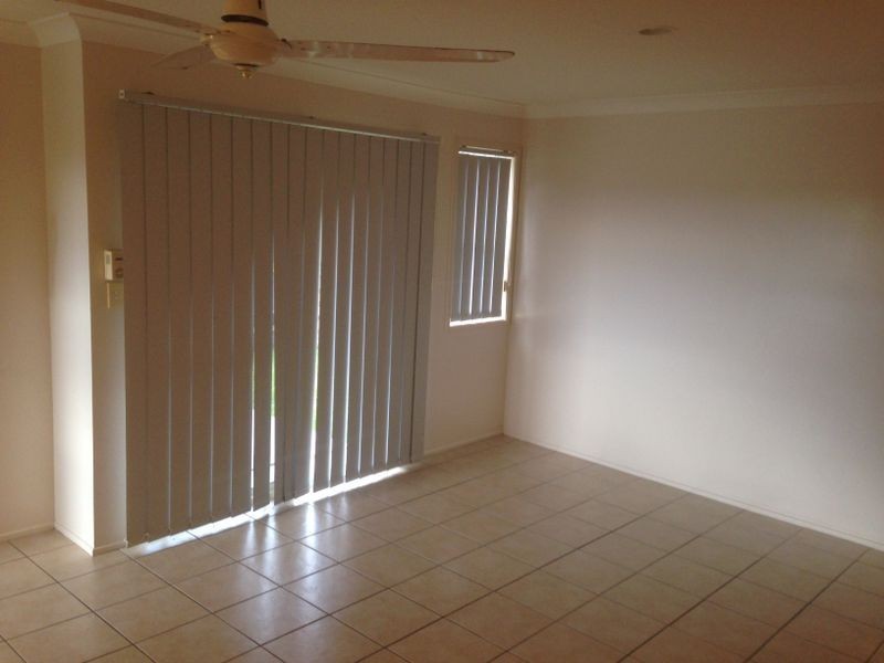 2/35B Wentworth Terrace, The Range QLD 4700