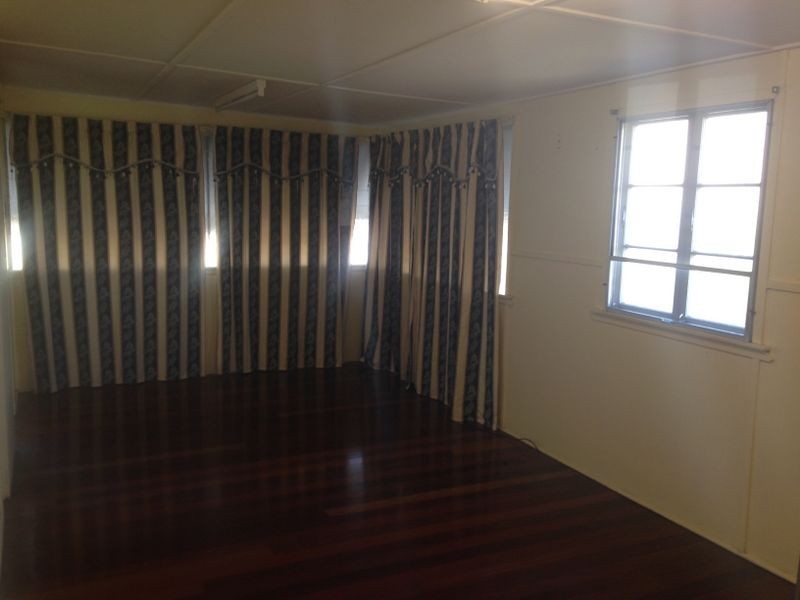 16 Laverack Street, The Range QLD 4700