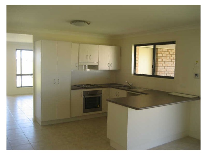 42 Lillypilly Avenue, Gracemere QLD 4702