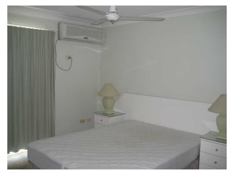 2/294 Murray Street, Rockhampton QLD 4700