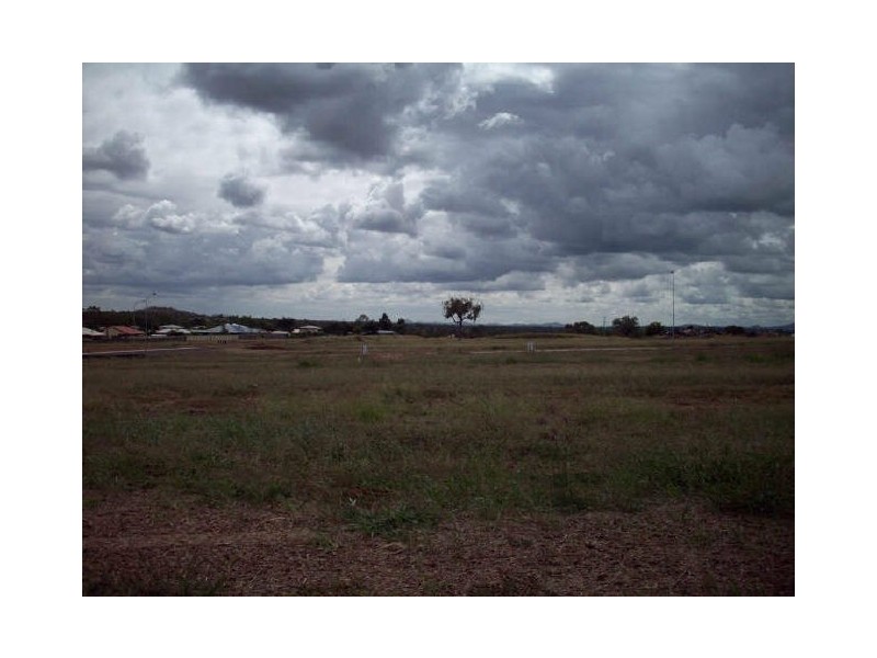 7 Conway Court, Gracemere QLD 4702