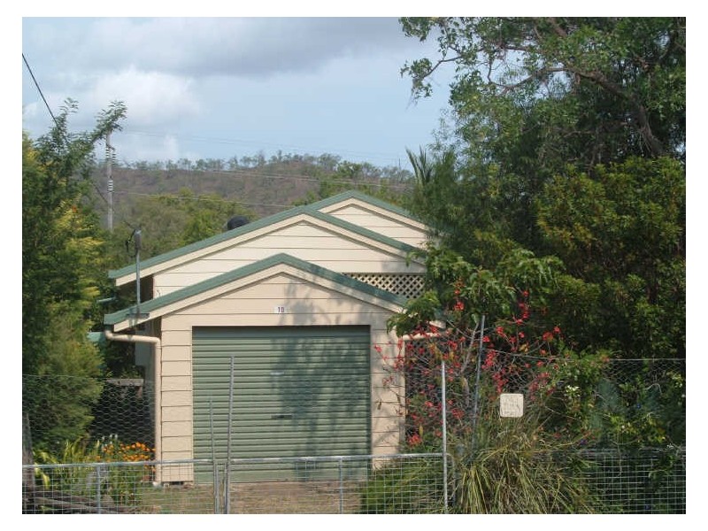 10 Mackay Street, Koongal QLD 4701