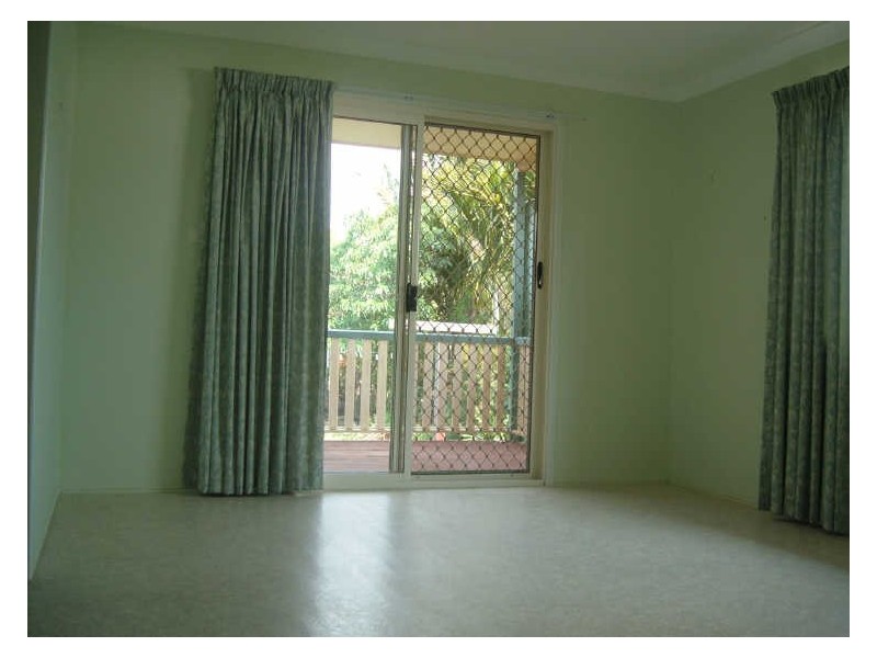 10 Mackay Street, Koongal QLD 4701