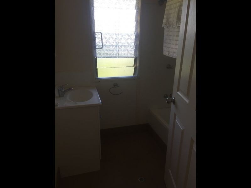 1/212 Agnes Street, The Range QLD 4700