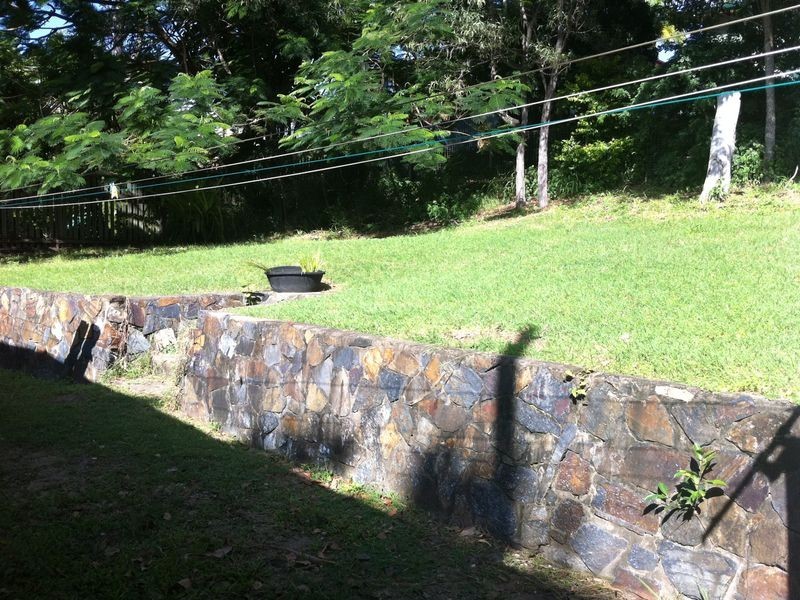 2/335 Lawrence Avenue, Frenchville QLD 4701