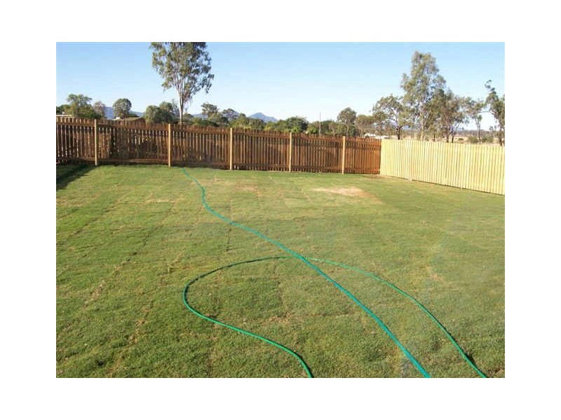 9 Riley Drive, Gracemere QLD 4702