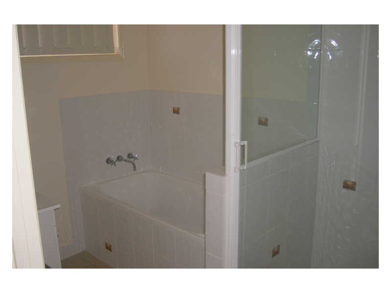8 Seonaide Place, Gracemere QLD 4702