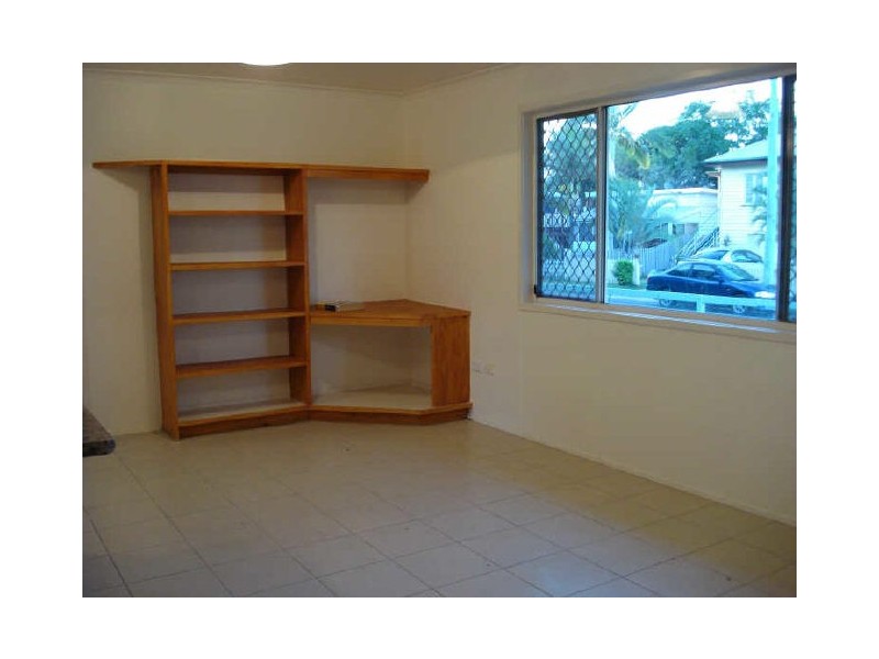 158 Peter Street, Berserker QLD 4701