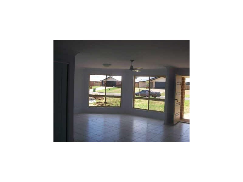 14 Joseph Street, Gracemere QLD 4702