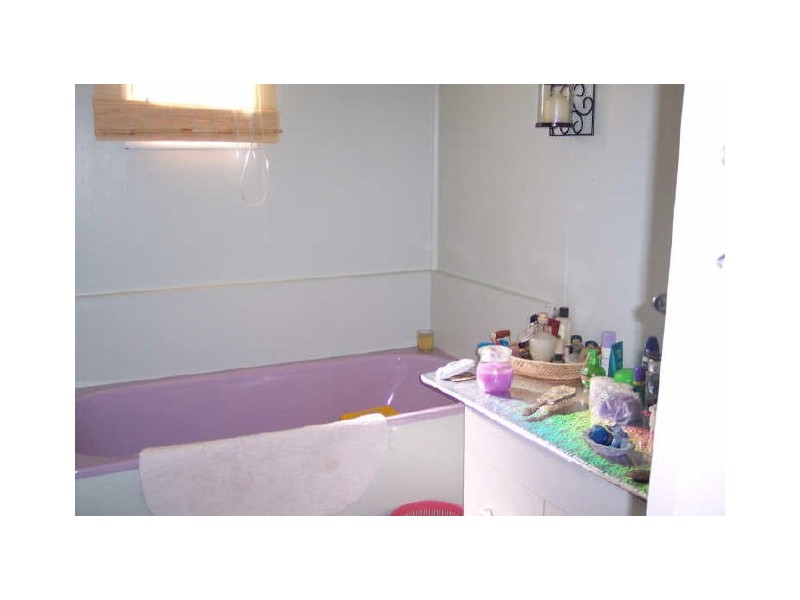 1 McKelligett Street, Wandal QLD 4700