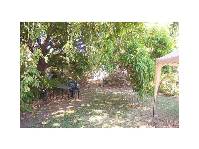 1 McKelligett Street, Wandal QLD 4700