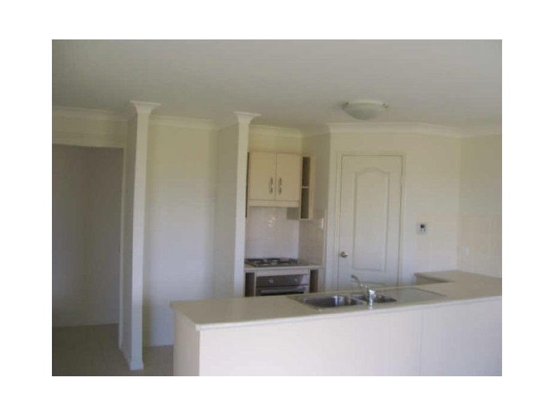 19 Annie Close, Gracemere QLD 4702