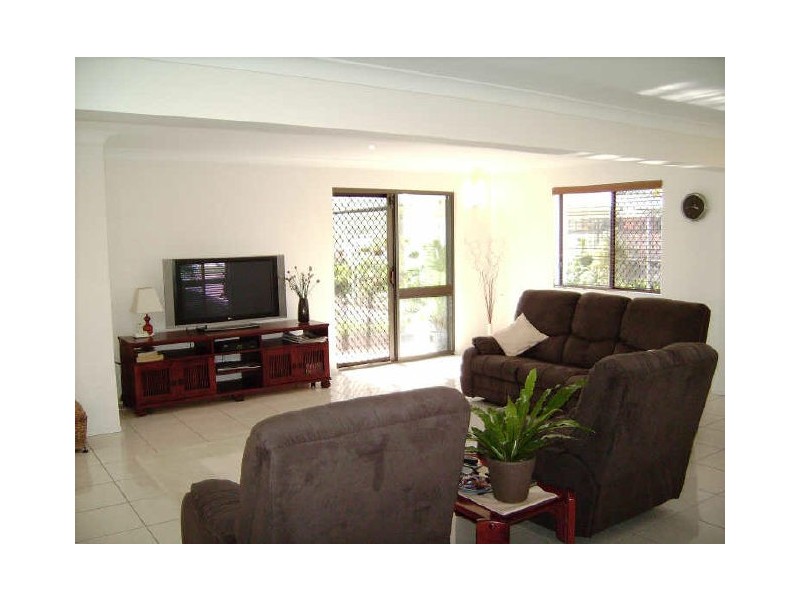 6 Vyner Street, Wandal QLD 4700