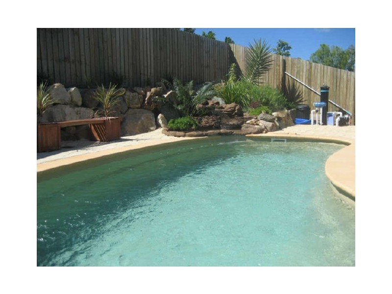 17 Connemara Drive, Kawana QLD 4701