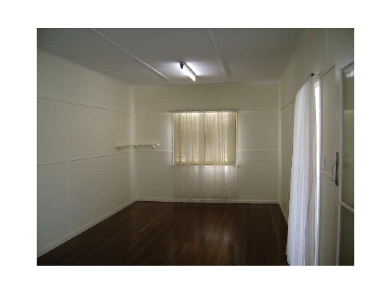 33 Knutsford Street, Wandal QLD 4700