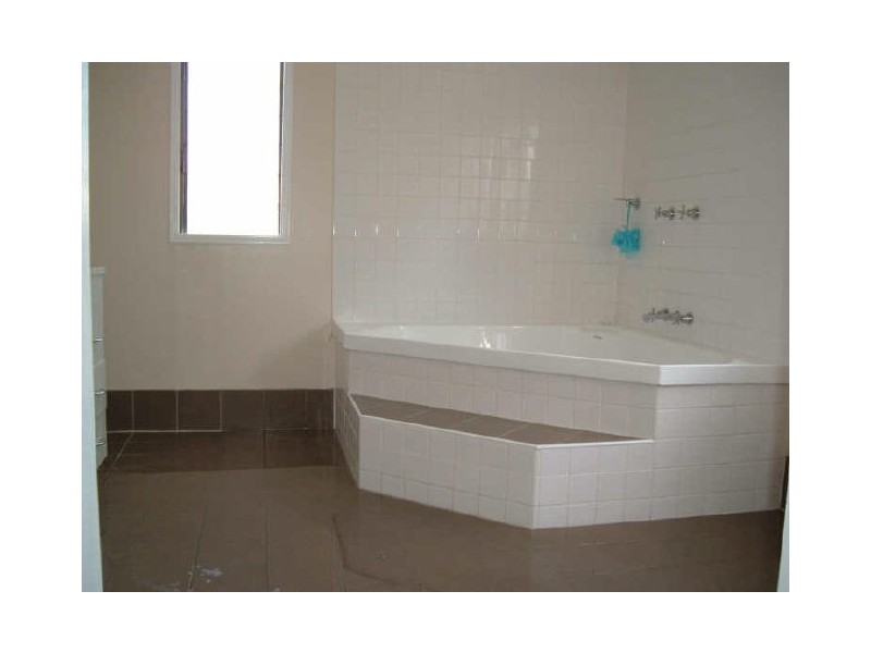 104 STANLEY STREET, Rockhampton QLD 4700