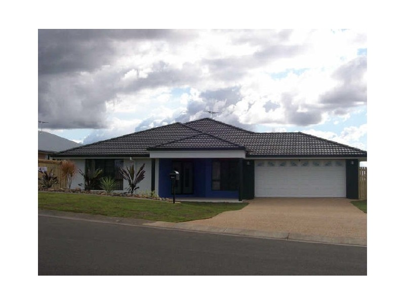 74 BUXTON DRIVE, Gracemere QLD 4702