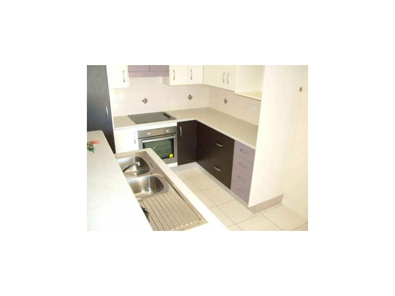 74 BUXTON DRIVE, Gracemere QLD 4702