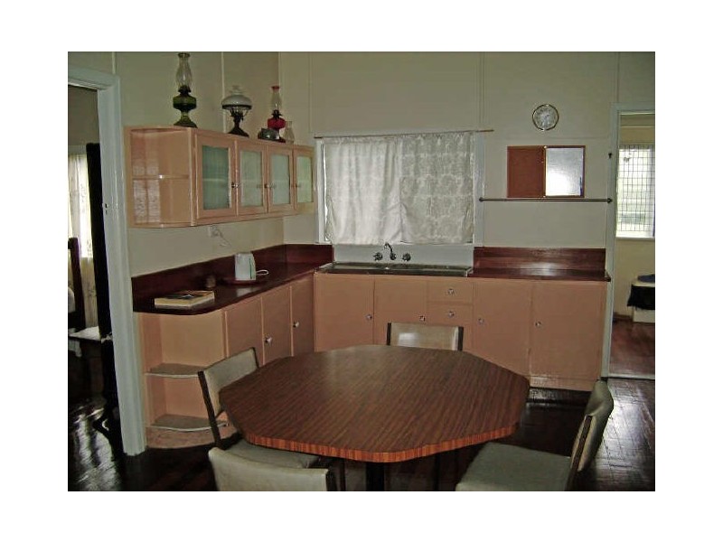 110 B Stanley Street, Allenstown QLD 4700