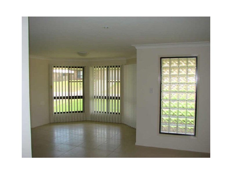 6 Annie Close, Gracemere QLD 4702