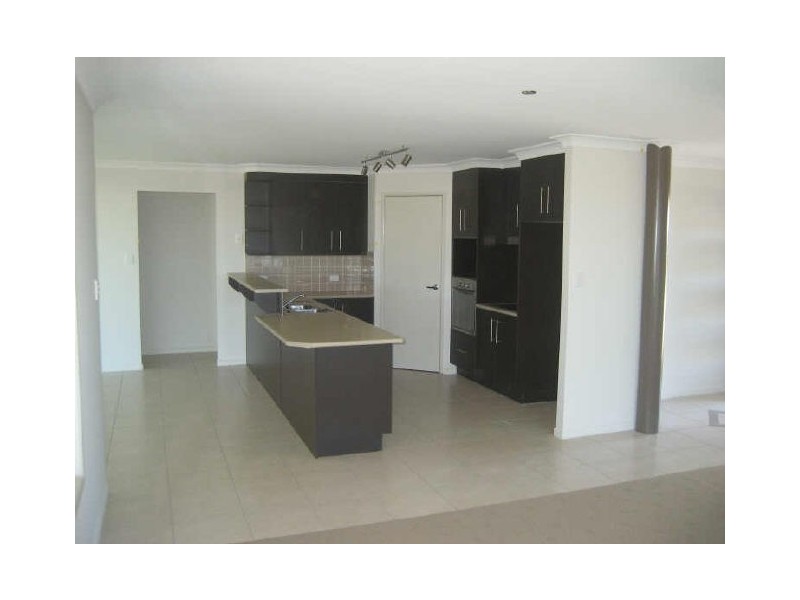 2 Laird Avenue, Rockhampton QLD 4700