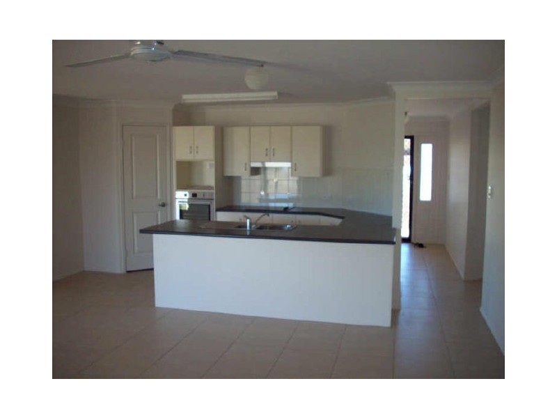5 John Oxley Drive, Gracemere QLD 4702