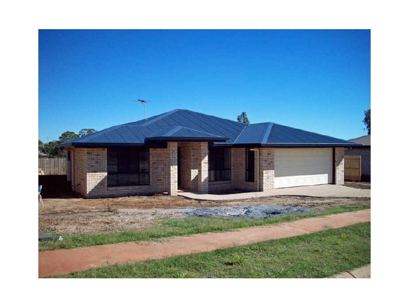 7 John Oxley Drive, Gracemere QLD 4702