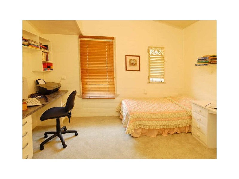 49 Ross Street, Rockhampton QLD 4700