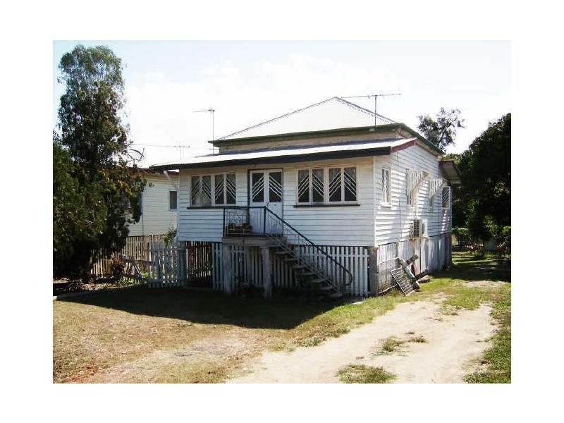 4 Naughton Street, Wandal QLD 4700