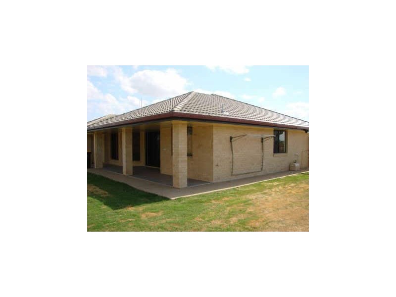 13 Conway Court, Gracemere QLD 4702
