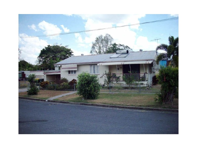 9 Renshaw Street, Park Avenue QLD 4701
