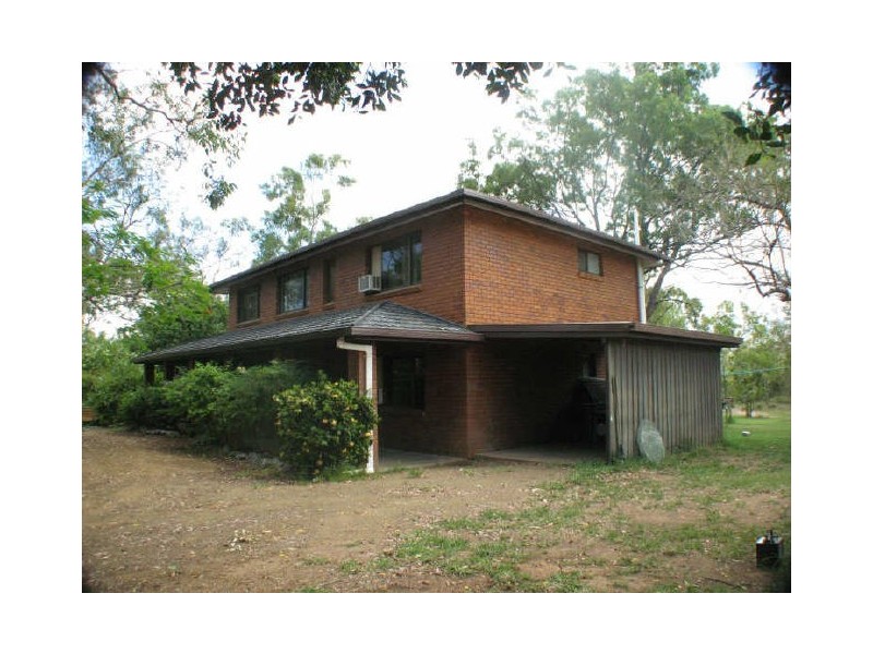 337 Leichhardt Street, Parkhurst QLD 4702