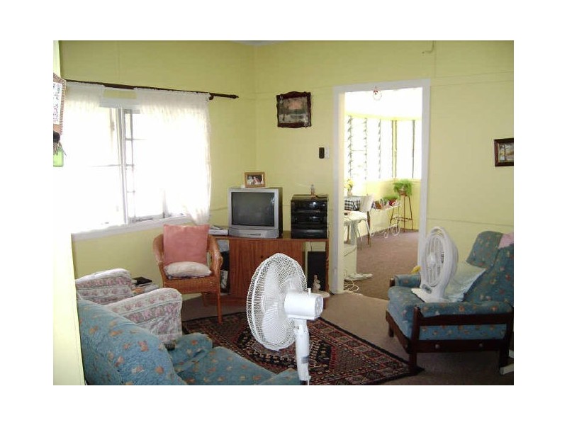 54 Hamilton Avenue, Rockhampton QLD 4700