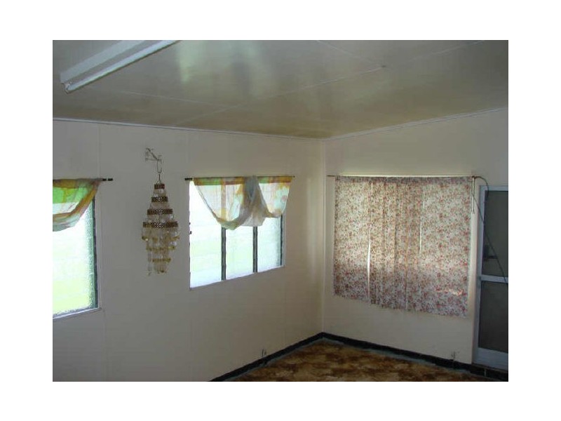 80 South Yaamba Road, Alton Downs QLD 4702