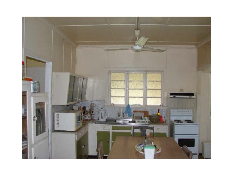 80 South Yaamba Road, Alton Downs QLD 4702