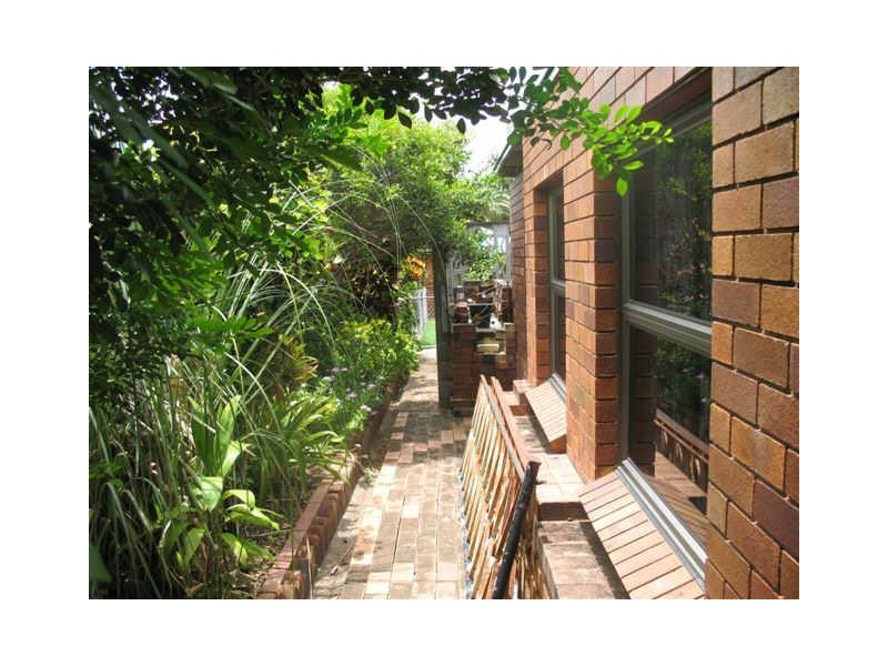 20 Bakara Street, Wandal QLD 4700